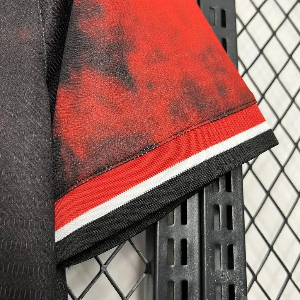 "Camisa São Paulo Third 24/25 - Torcedor Masculina Preta e Vermelha - Netmantos"