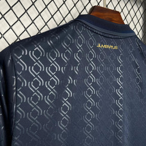 "Camisa Juventus Third Away 24/25 - Torcedor Masculina Azul Escuro e Dourado - Netmantos"