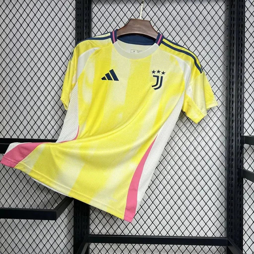 "Camisa Juventus Away 24/25 - Torcedor Masculina Amarela - Netmantos"