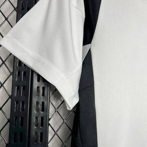 "Camisa Juventus Home 24/25 - Torcedor Masculina Preta e Branca - Netmantos"