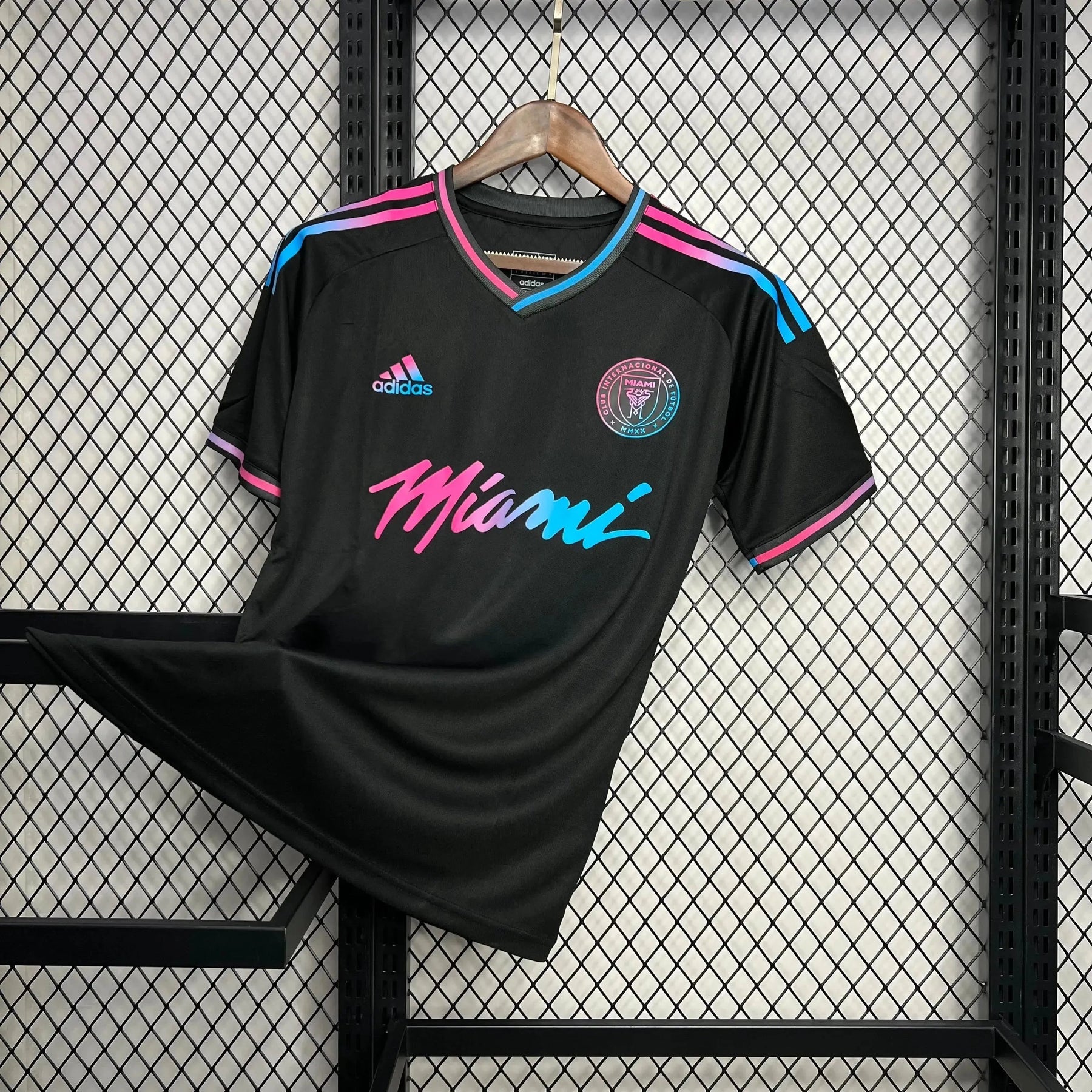 "Camisa Inter Miami Edição Especial 24/25 - Torcedor Masculina Preta - Netmantos"