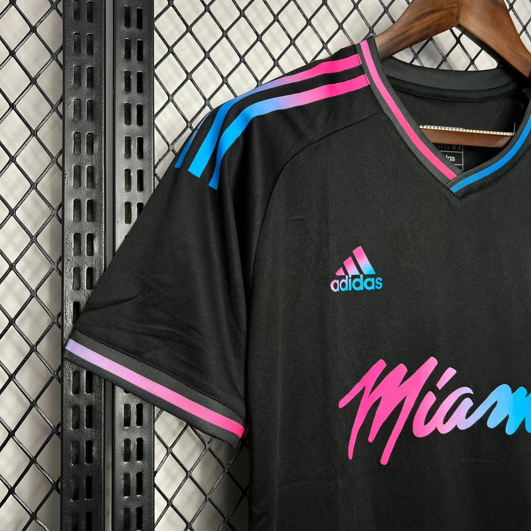 "Camisa Inter Miami Edição Especial 24/25 - Torcedor Masculina Preta - Netmantos"