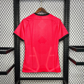 "Camisa Inter de Milão Edição Especial 24/25 - Torcedor Masculina Dragão Rosa/Vermelha - Netmantos"