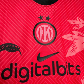 "Camisa Inter de Milão Edição Especial 24/25 - Torcedor Masculina Dragão Rosa/Vermelha - Netmantos"