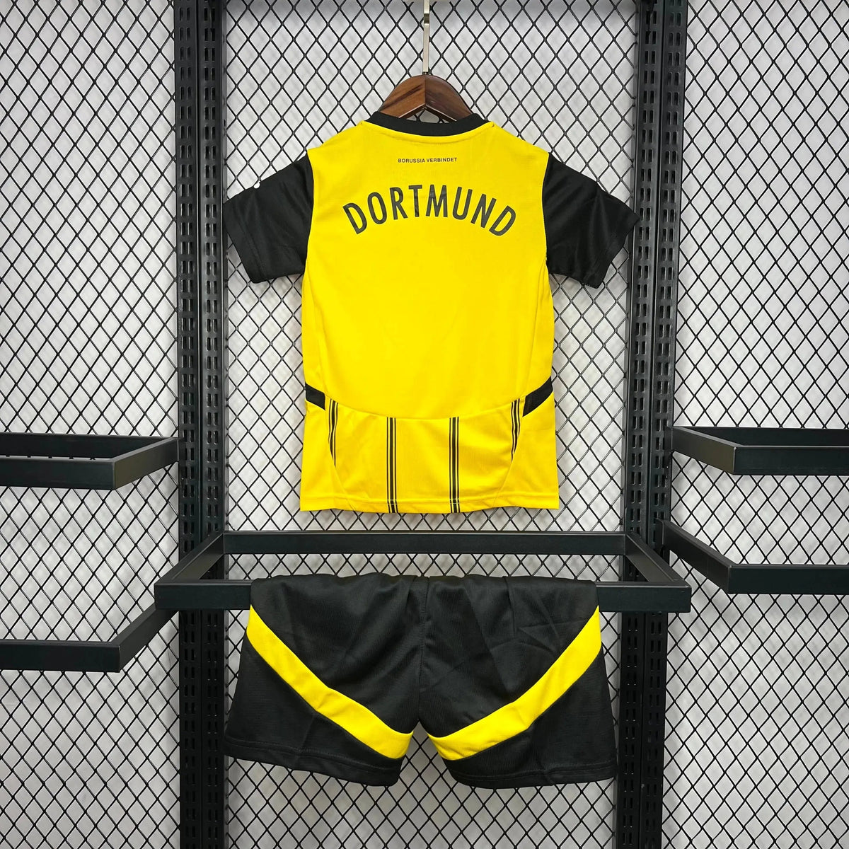 "Camisa Borussia Dortmund Home 24/25- Torcedor Infantil Preta e Amarela - Netmantos"