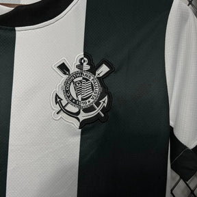 "Camisa Timão Third Away 24/25 - Torcedor Feminina Preta e Branca Listrada - Netmantos"