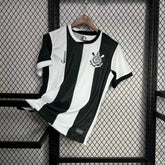 "Camisa Timão Third Away 24/25 - Torcedor Masculina Preta e Branca Listrada - Netmantos"
