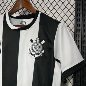 "Camisa Timão Third Away 24/25 - Torcedor Masculina Preta e Branca Listrada - Netmantos"