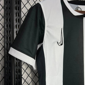"Camisa Timão Third Away 24/25 - Torcedor Masculina Preta e Branca Listrada - Netmantos"