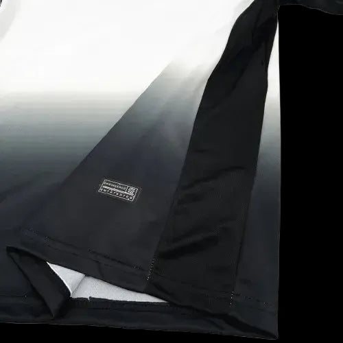 "Camisa Timão Home 24/25 - Torcedor Masculina Preta e Branca + Patrocínios - Netmantos"