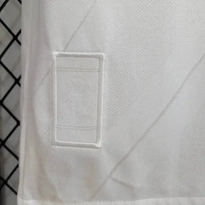 "Camisa Real Madrid Retrô Home 2017/18 - Torcedor Masculina Branca e Azul - Netmantos"