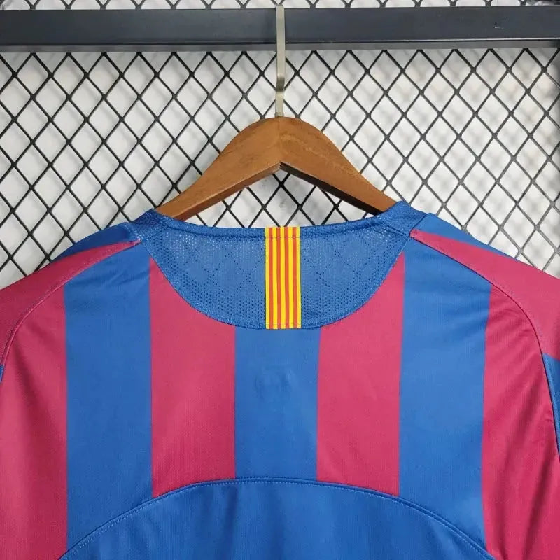 "Camisa Barcelona Home Retrô 2005/06 - Torcedor Masculina Manga Longa - Netmantos"