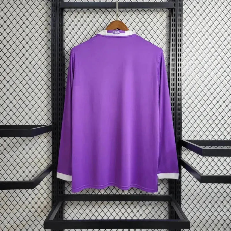 "Camisa Real Madrid Away Retrô 2017/18 - Torcedor Masculina Roxa Manga Longa - Netmantos"