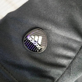 "Camisa Real Madrid Away Retrô 2011/12 - Torcedor Masculina Preta Manga Longa - Netmantos"