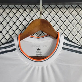 "Camisa Real Madrid Home Retrô 2013/14 - Torcedor Masculina Branca Manga Longa - Netmantos"