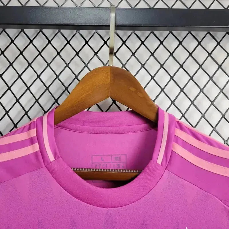 "Camisa Alemanha Away 24/25 - Torcedor Masculina Rosa e Roxa - Netmantos"