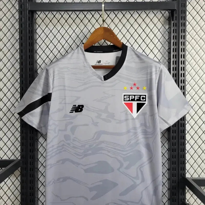 "Camisa São Paulo Treino 24/25 - Torcedor Masculina New Balance Cinza - Netmantos"