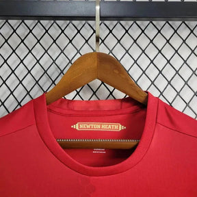 "Camisa Manchester United Retrô Home 16/17 - Torcedor Masculina Vermelha Chevrolet - Netmantos"