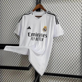 "Camisa Real Madrid Home 24/25 - Torcedor Masculina Branca + Todos os Patches - Netmantos"
