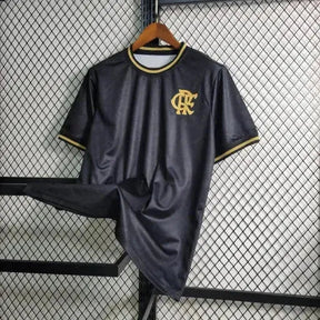 "Camisa Flamengo 23/24 - Torcedor Masculina Preta e Dourada - Netmantos"