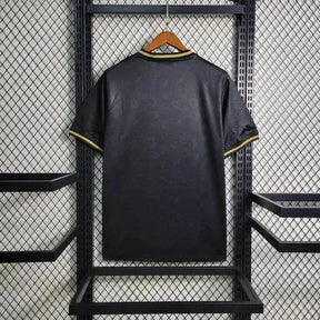 "Camisa Flamengo 23/24 - Torcedor Masculina Preta e Dourada - Netmantos"