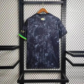 "Camisa Brasil GOAT Neymar - Torcedor Masculina Preta Comma Football - Netmantos"
