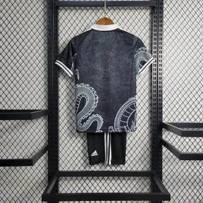 "Camisa Real Madrid Edição Especial 23/24 - Torcedor Infantil Preta - Netmantos"
