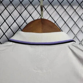 "Camisa Real Madrid Home 22/23 - Torcedor Infantil Branca e Roxa - Netmantos"