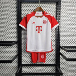 "Camisa Bayern Munchen Home 23/24 - Torcedor Infantil Vermelha e Branca - Netmantos"