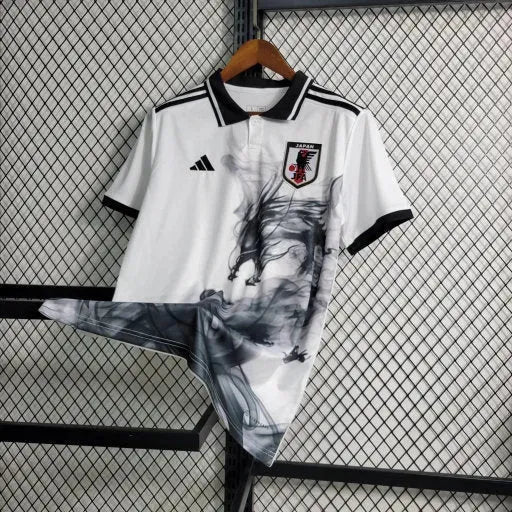 "Camisa Japão Dragão Edição Especial 23/24 - Torcedor Masculina Preta e Branca - Netmantos"