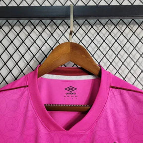 "Camisa Fluminense 23/24 - Torcedor Masculina Rosa + Patches Libertadores - Netmantos"