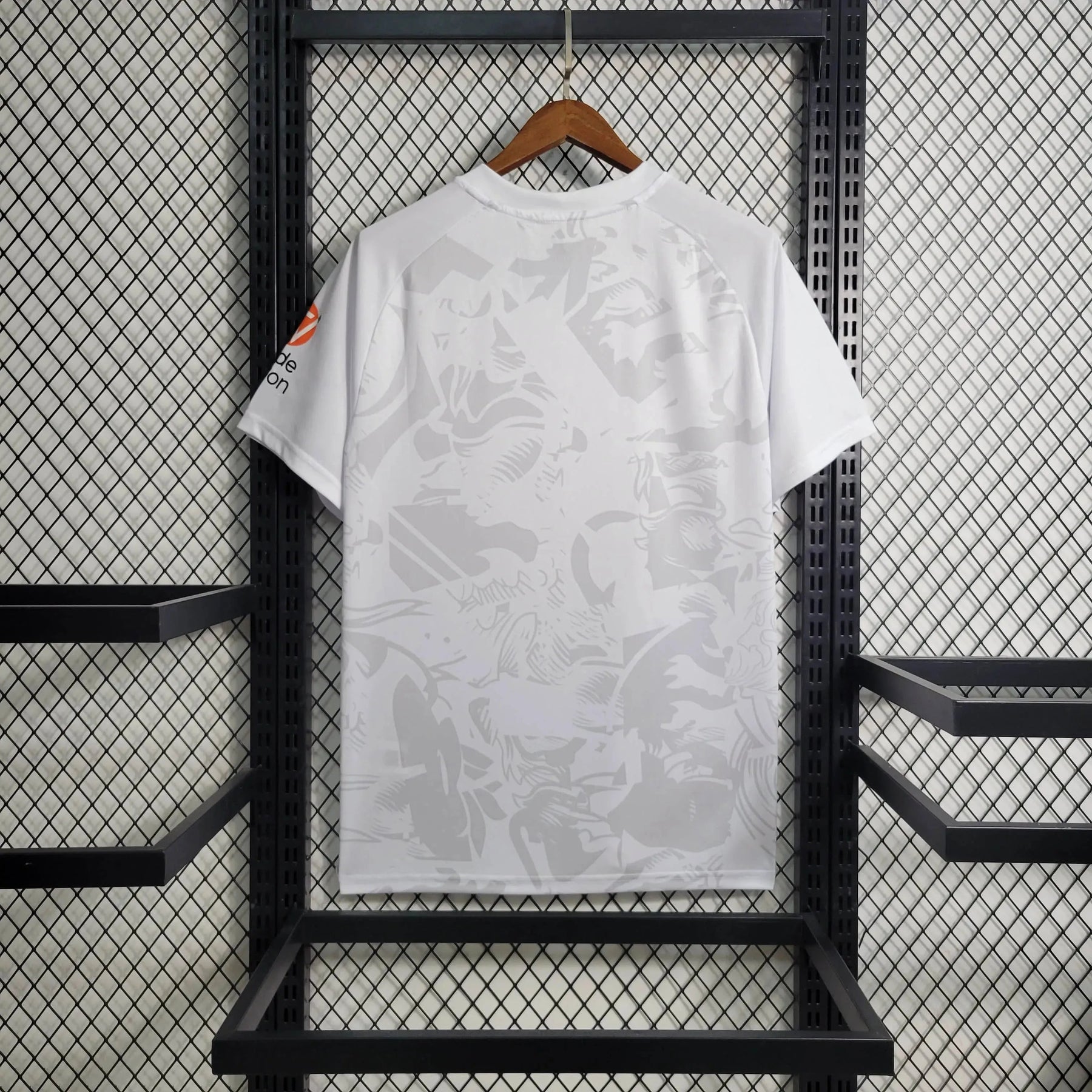 "Camisa Aston Away 23/24 - Torcedor Masculina Branca - Netmantos"