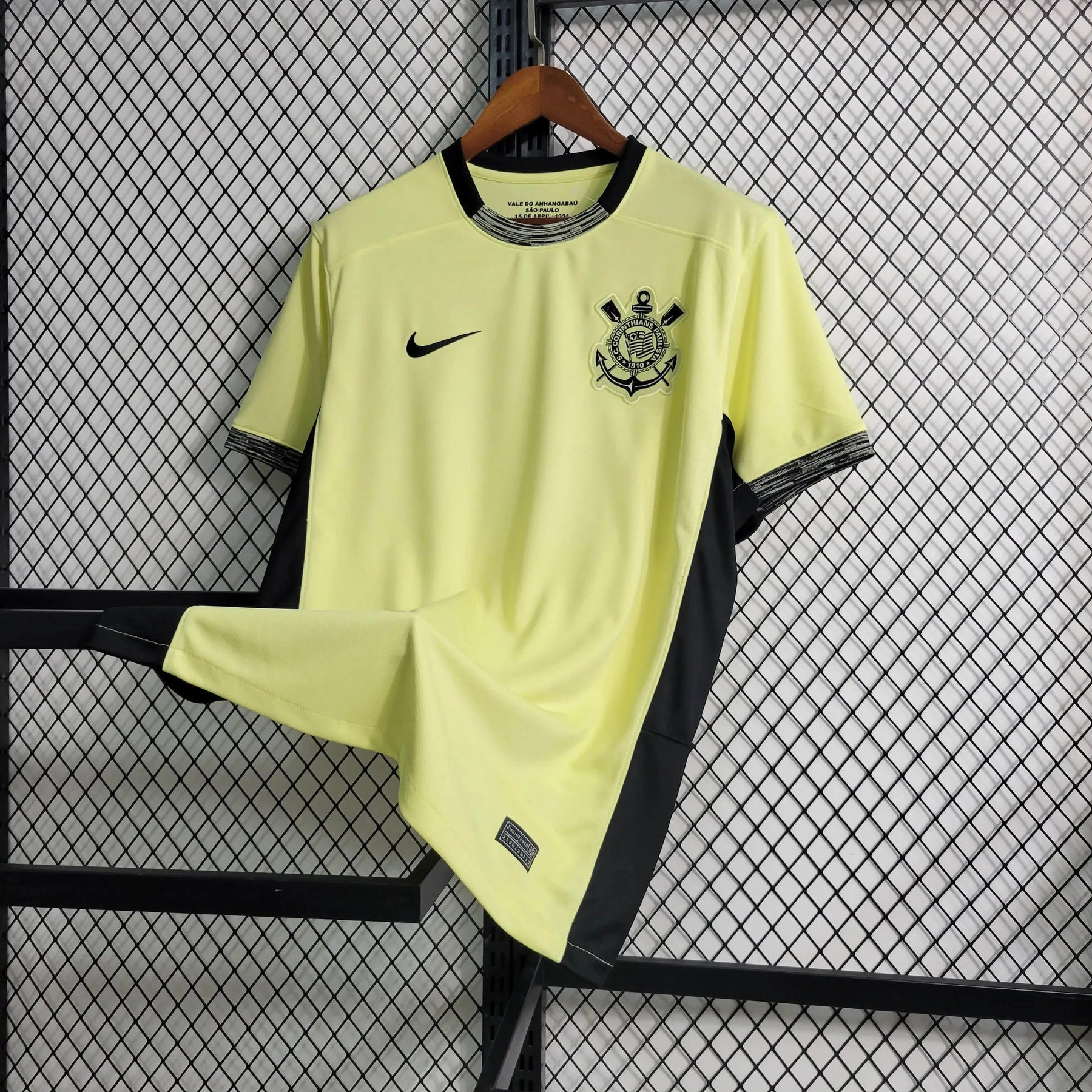 "Camisa Timão Away II 23/24 - Torcedor Masculina Amarela - Netmantos"