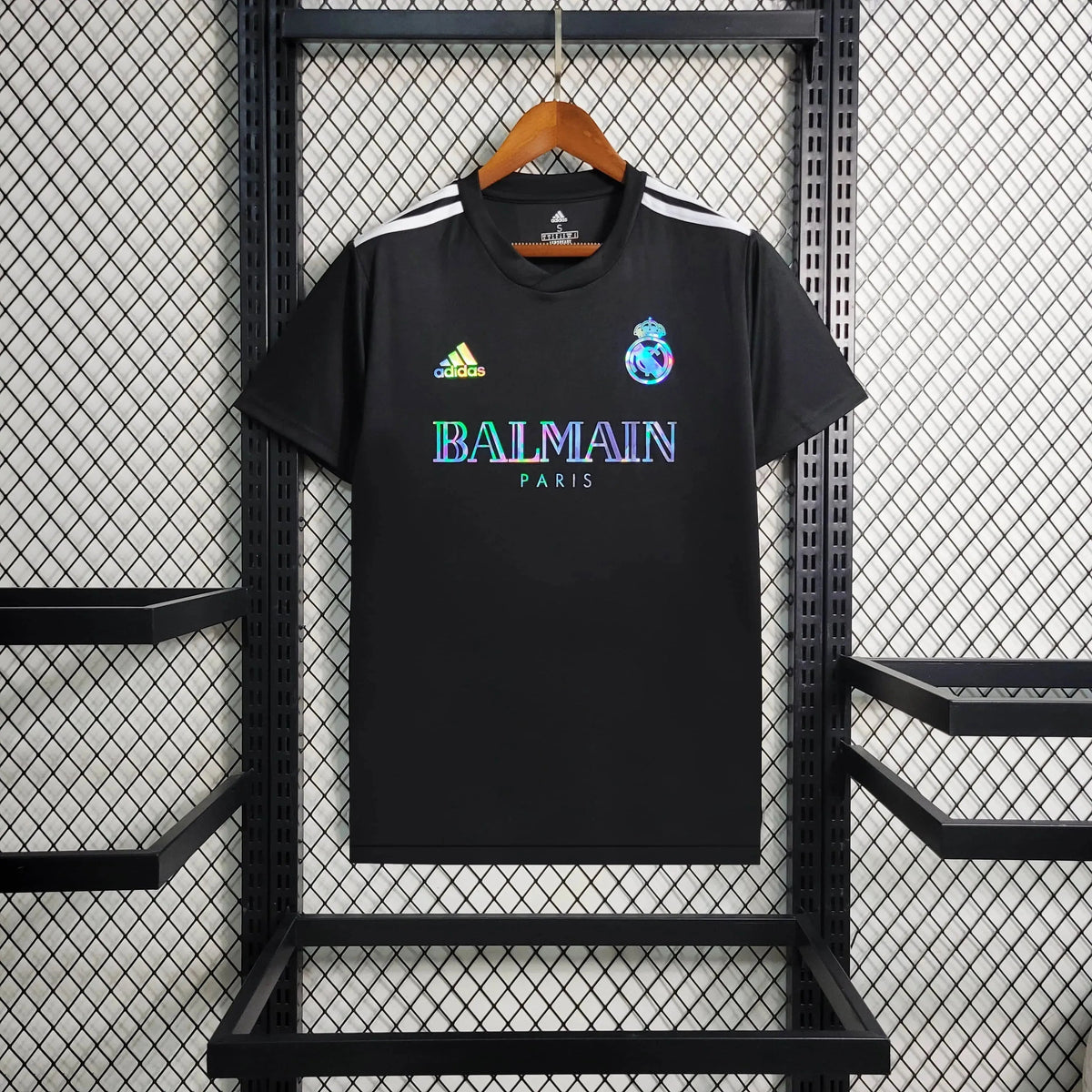 "Camisa Real Madrid BALMAIN 23/24 - Torcedor Masculina Refletiva Preta - Netmantos"