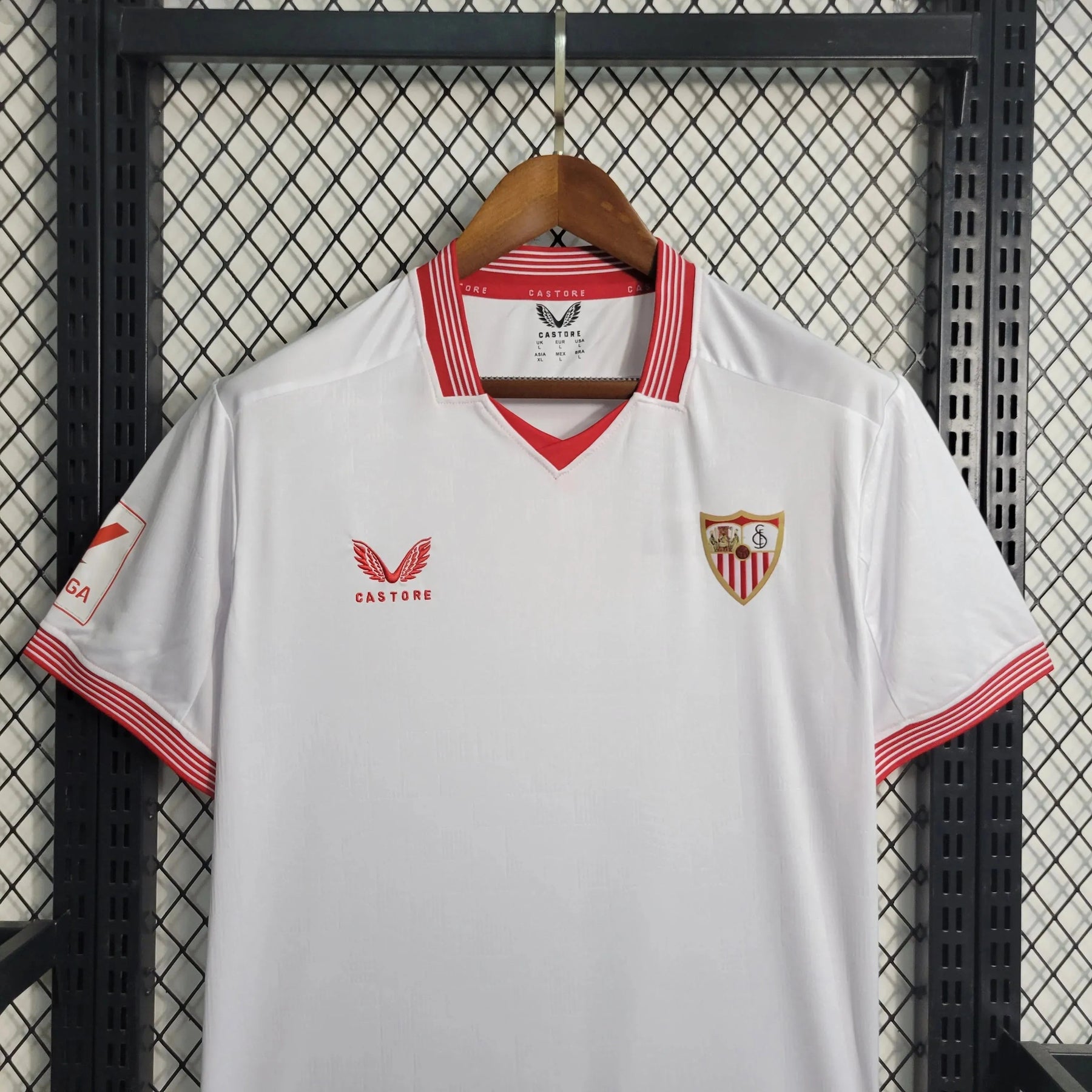 "Camisa Sevilla Home 23/24 - Torcedor Masculina Branca - Netmantos"