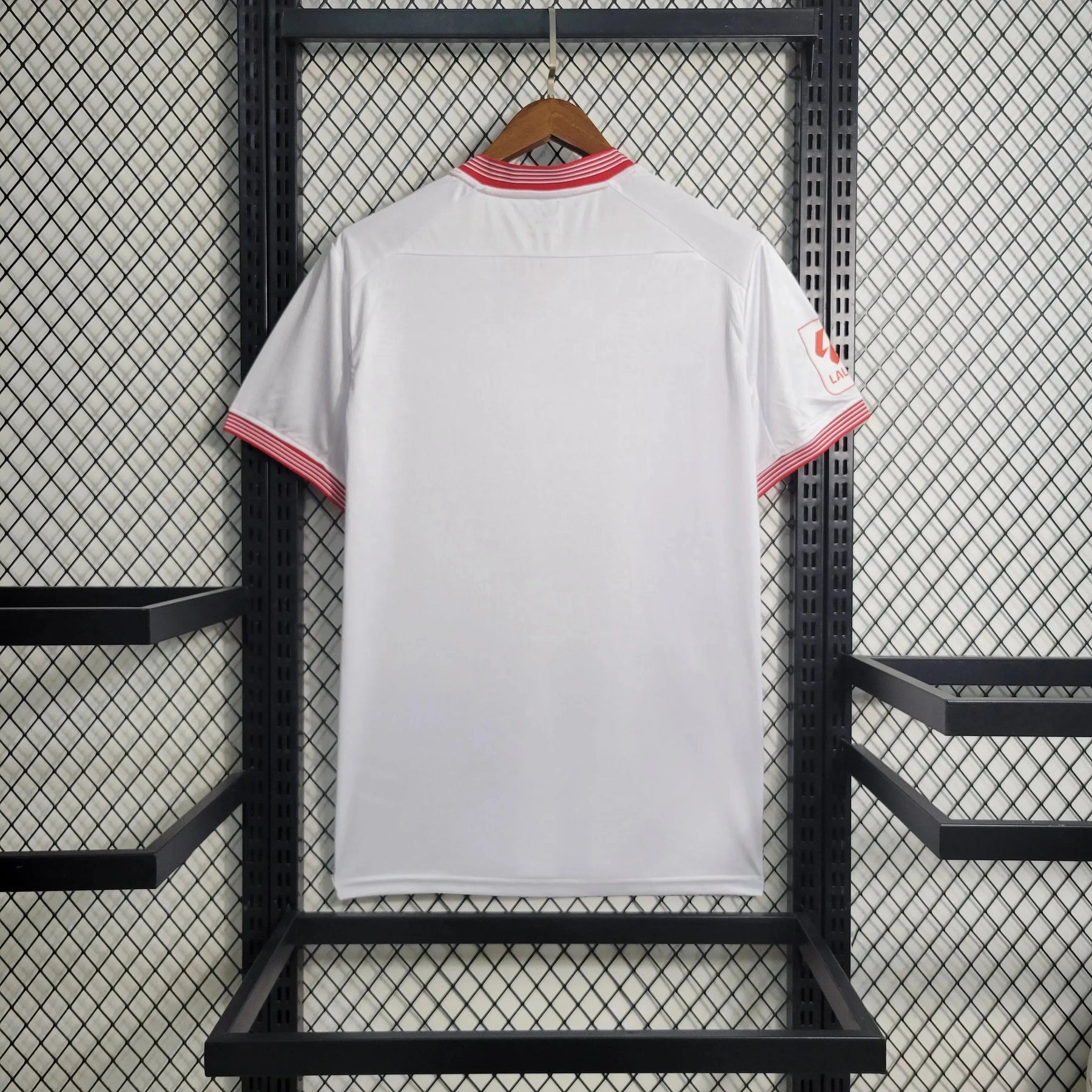 "Camisa Sevilla Home 23/24 - Torcedor Masculina Branca - Netmantos"