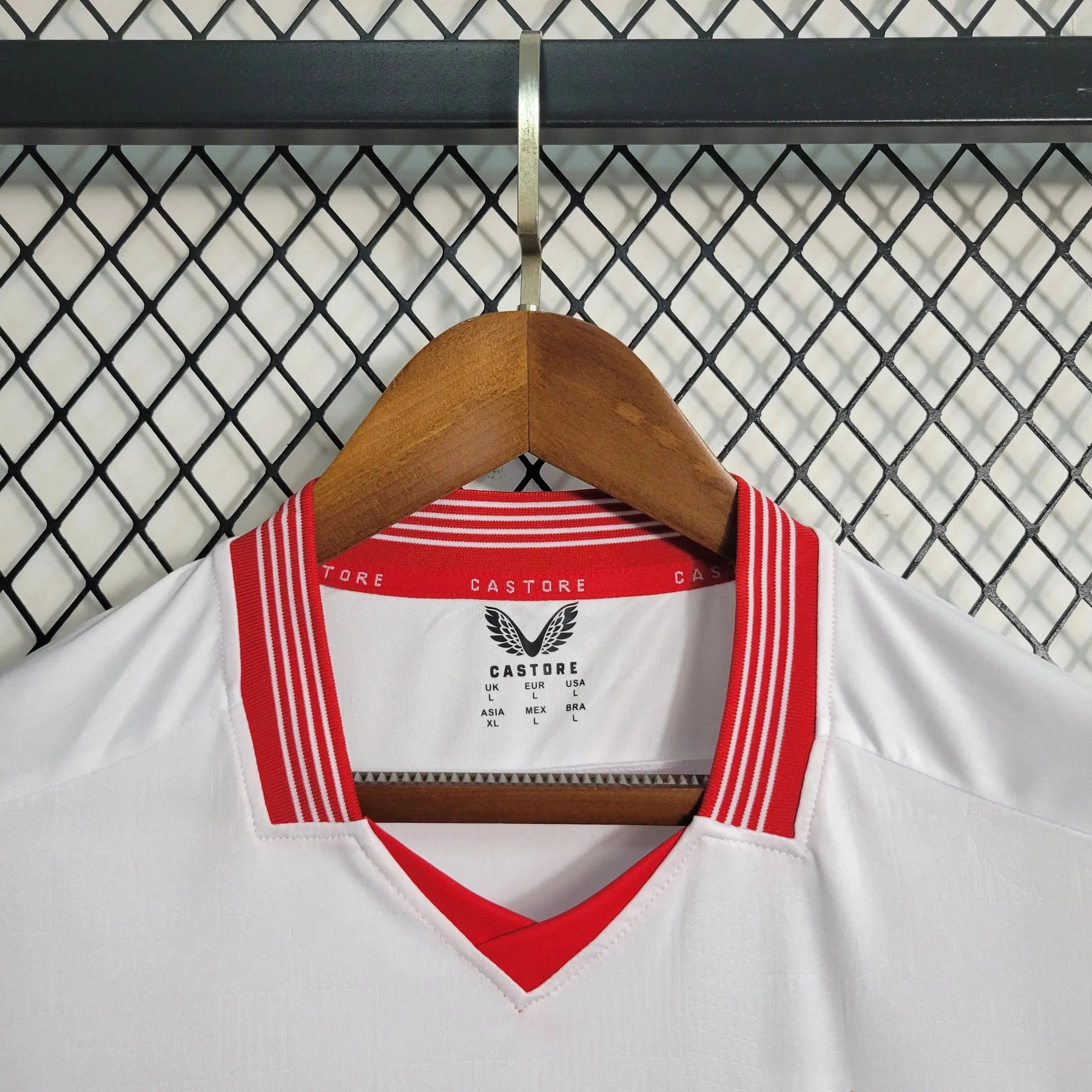 "Camisa Sevilla Home 23/24 - Torcedor Masculina Branca - Netmantos"