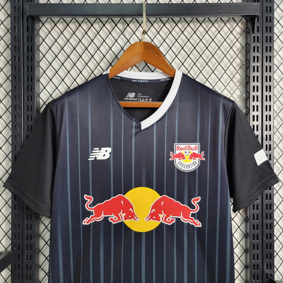 "Camisa RB Bragantino 23/24 - Torcedor Masculina Preta - Netmantos"
