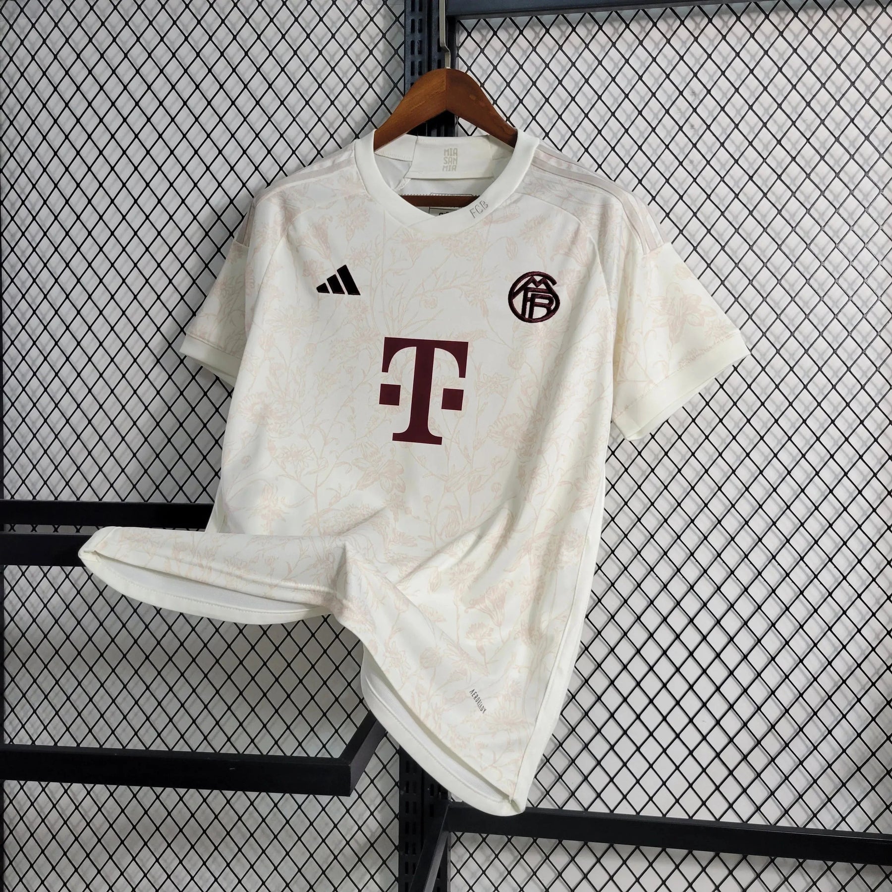 "Camisa Bayern Munchen Third Away 23/24 - Torcedor Masculina Branca - Netmantos"