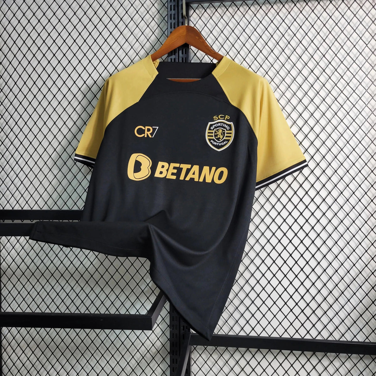 "Camisa Sporting Away II 23/24 - Torcedor Masculina Preta CR7 - Netmantos"
