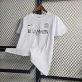 "Camisa PSG Refletiva 23/24 - Torcedor Masculina BALMAIN Branca - Netmantos"