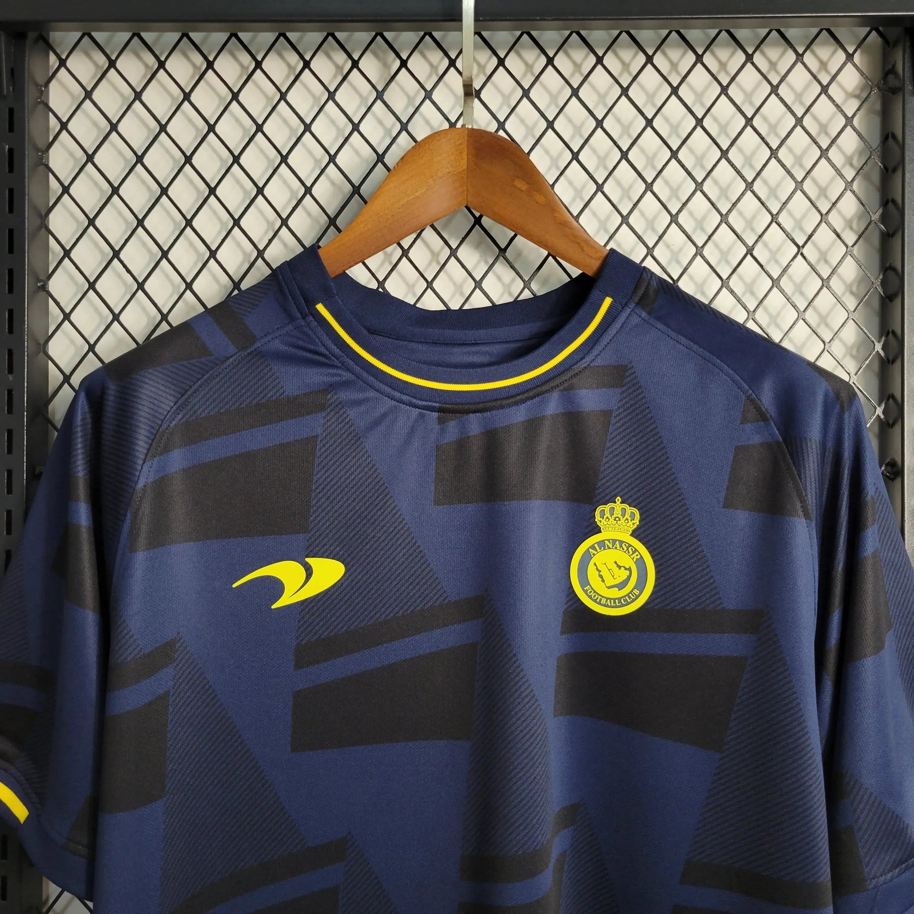 "Camisa Al-Nassr Treino 23/24 - Torcedor Masculina Azul e Preta - Netmantos"