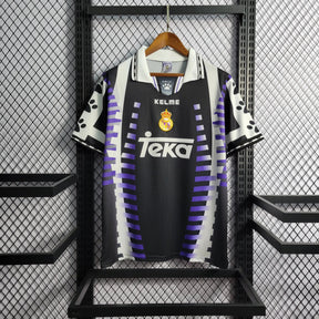 "Camisa Real Madrid Retrô Away 1997/98 - Torcedor Masculina Preta, Roxa e Branca - Netmantos"