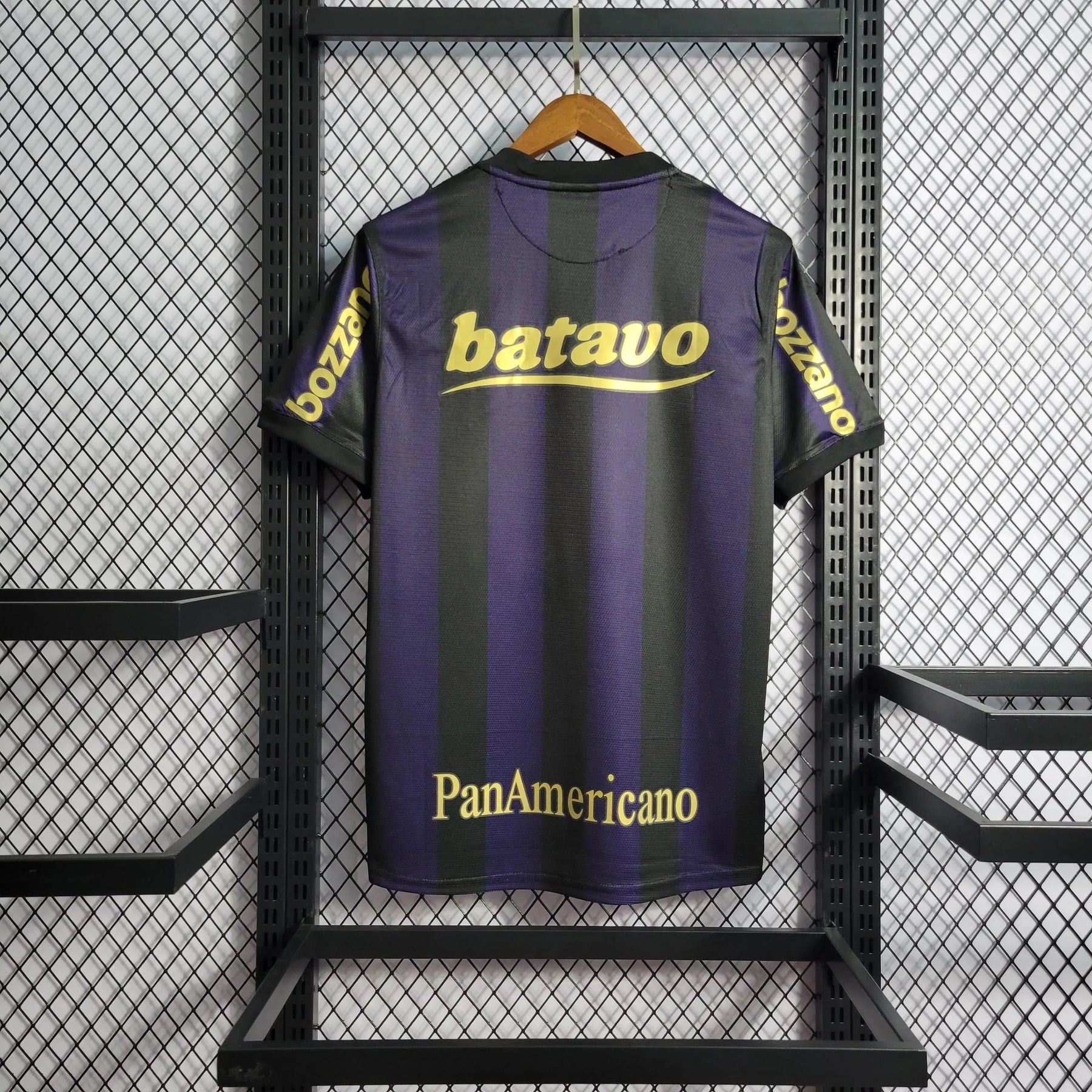 "Camisa Timão Retrô Away 2009/10 - Torcedor Masculina Preta e Roxa - Netmantos"