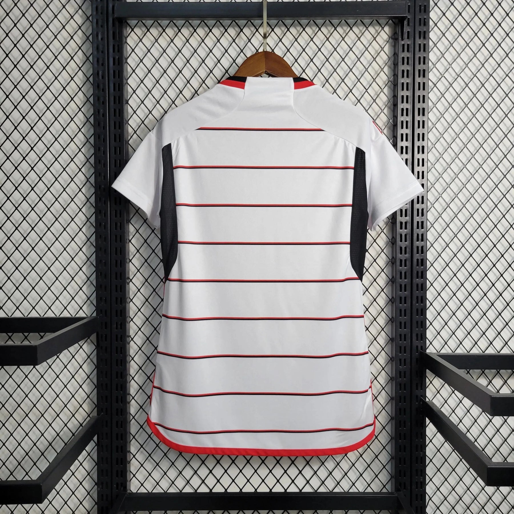 "Camisa Flamengo Home 23/24 - Torcedor Feminina Branca - Netmantos"
