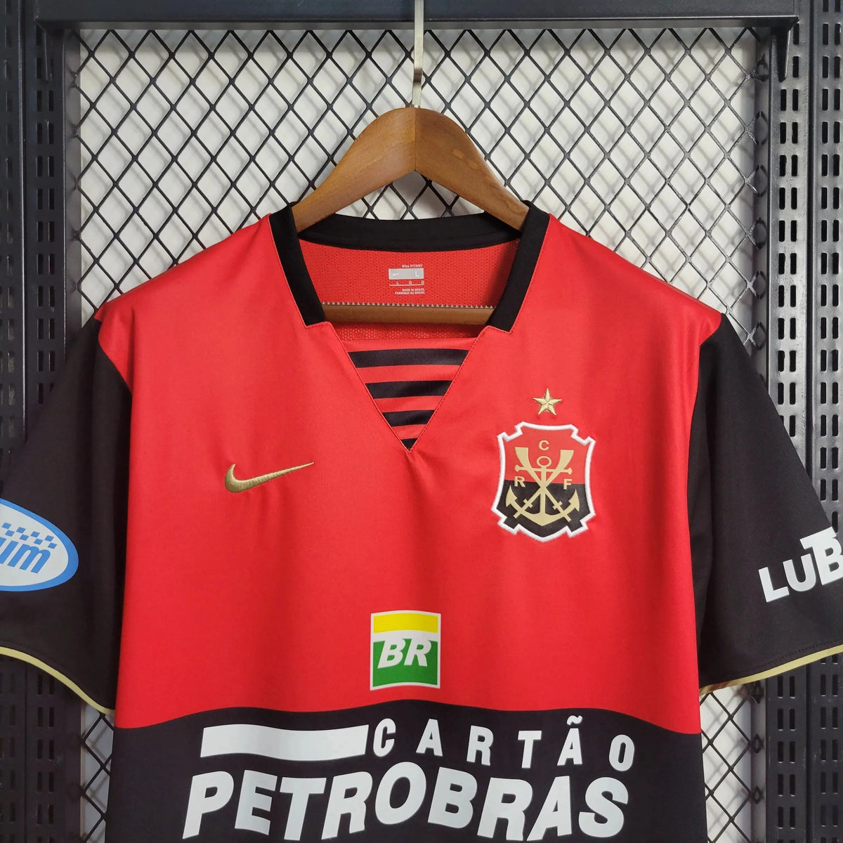 "Camisa Flamengo Retrô Home 2007/08 - Torcedor Masculina PETROBRAS - Netmantos"