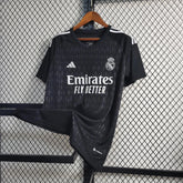 "Camisa Real Madrid Goleiro 23/24 - Torcedor Masculina Preta - Netmantos"