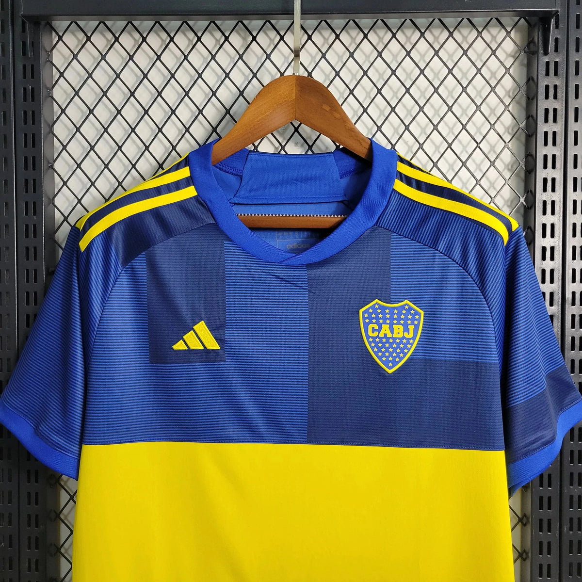 "Camisa Boca Juniors Home 23/24 - Torcedor Masculina Azul e Amarela - Netmantos"