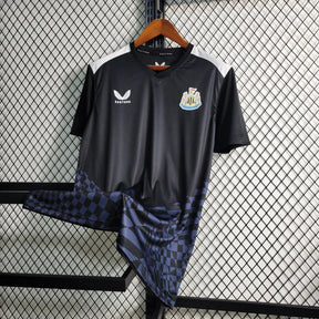 "Camisa Newcastle United Treino 23/24 - Torcedor Masculina Preta - Netmantos"