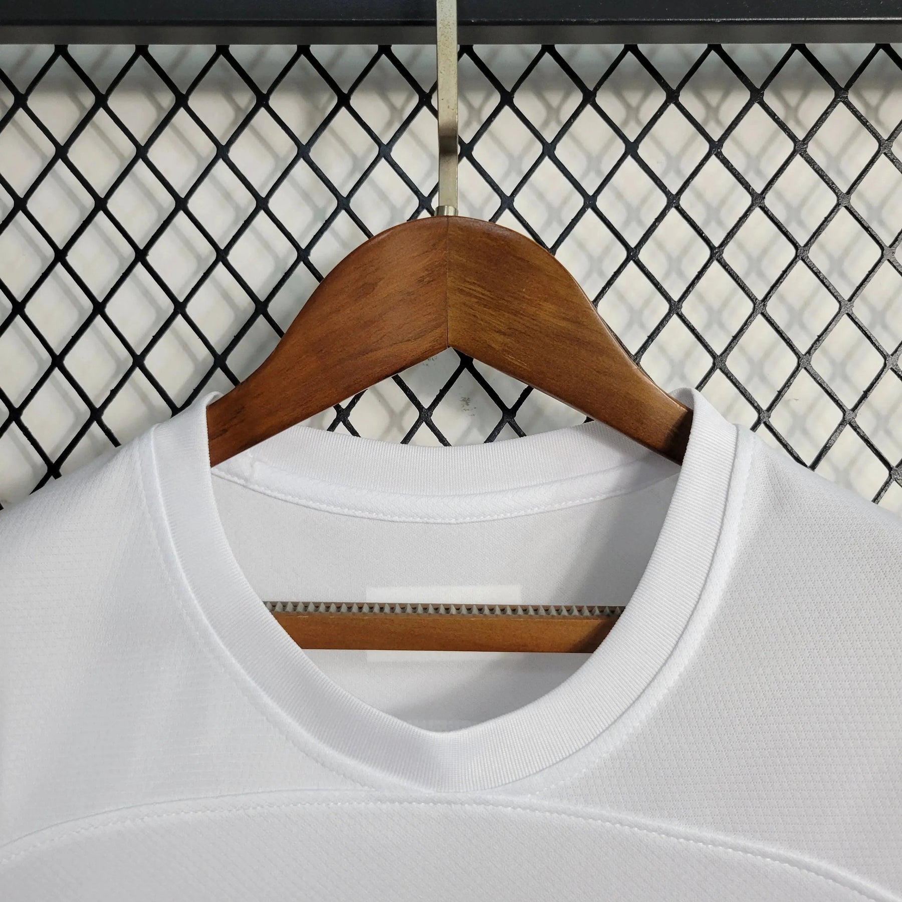 "Camisa Timão Home 23/24 - Torcedor Feminina Branca - Netmantos"